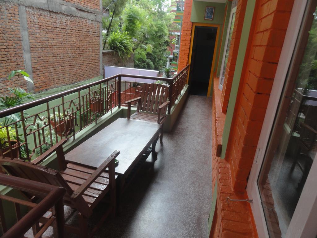 Hotel Backpackers Inn Kathmandu Exterior photo