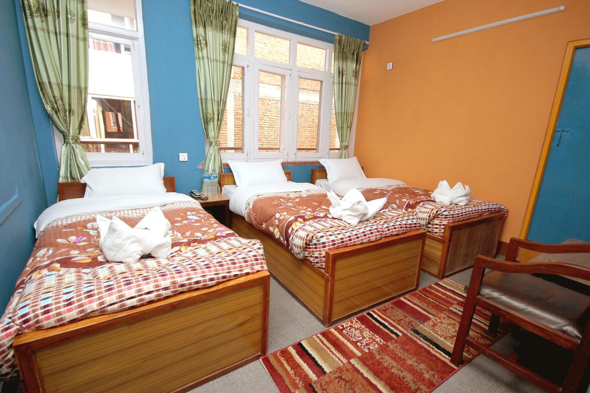 Hotel Backpackers Inn Kathmandu Room photo