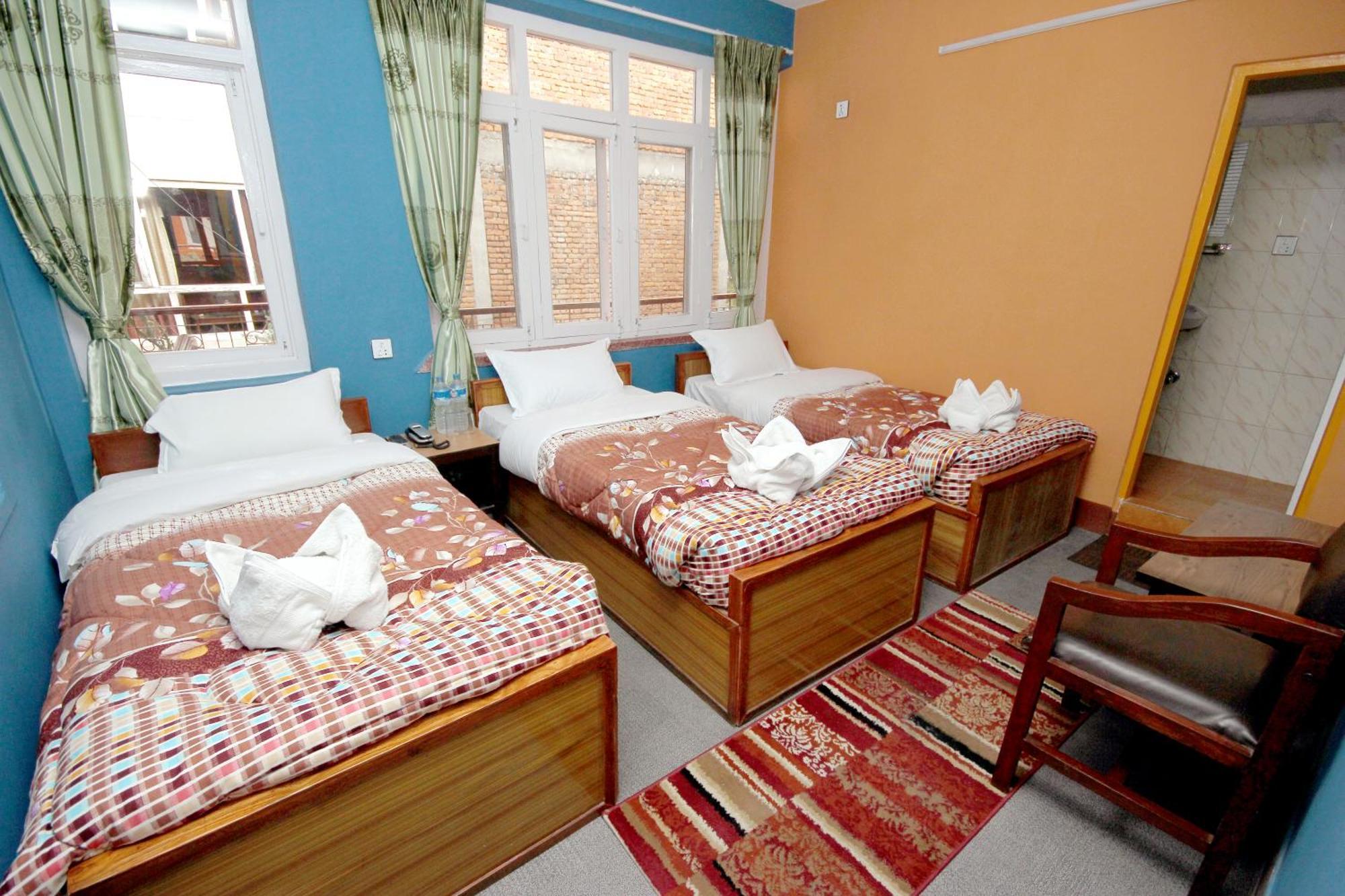 Hotel Backpackers Inn Kathmandu Room photo